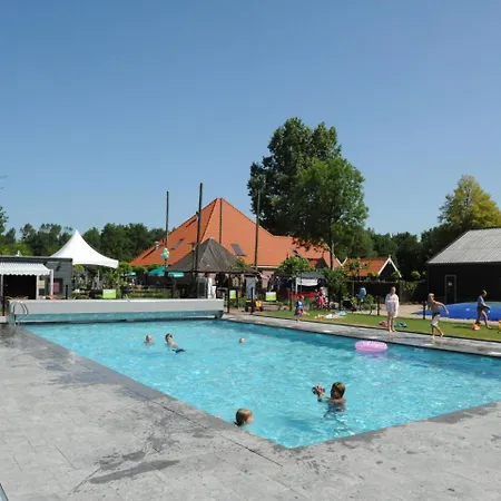 Prázdninový dům Holiday Home Droompark Buitenhuizen.6 Velsen-Zuid