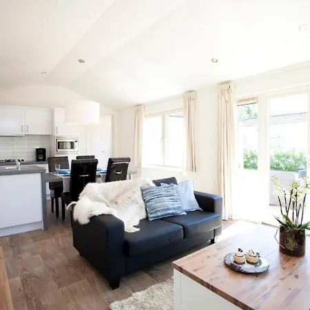 Holiday Home Droompark Buitenhuizen.6